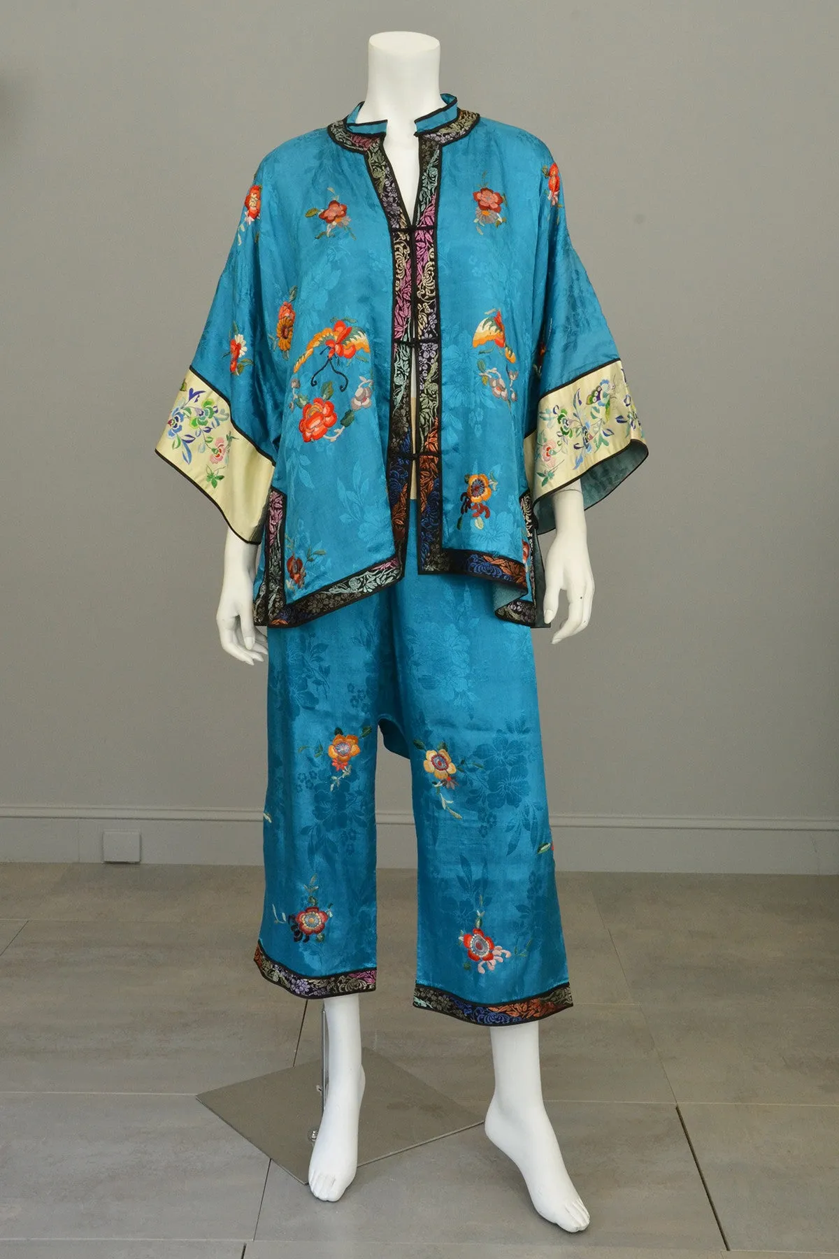 1930s Embroidered Chinese Silk Pajamas Loungewear Beach Pajamas Wide leg Pants