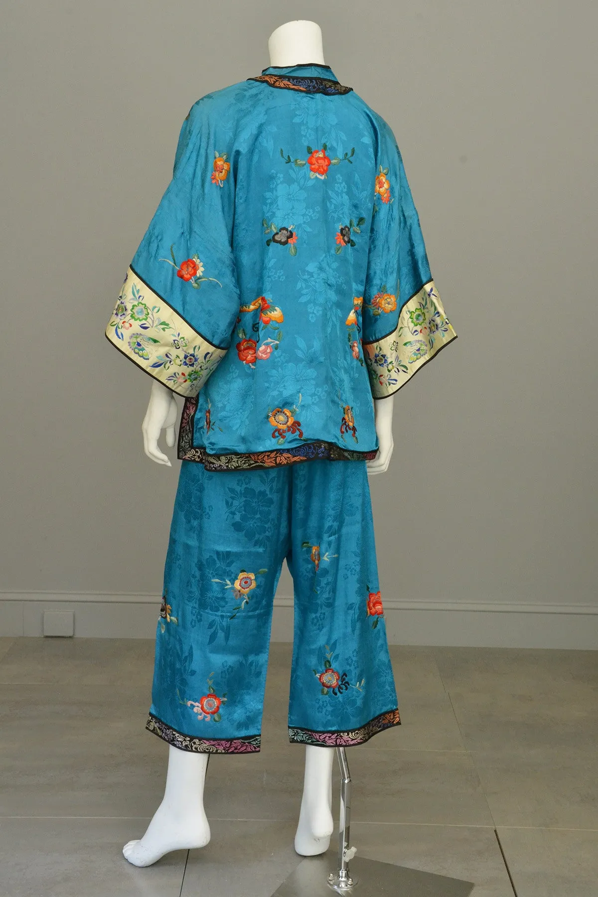 1930s Embroidered Chinese Silk Pajamas Loungewear Beach Pajamas Wide leg Pants