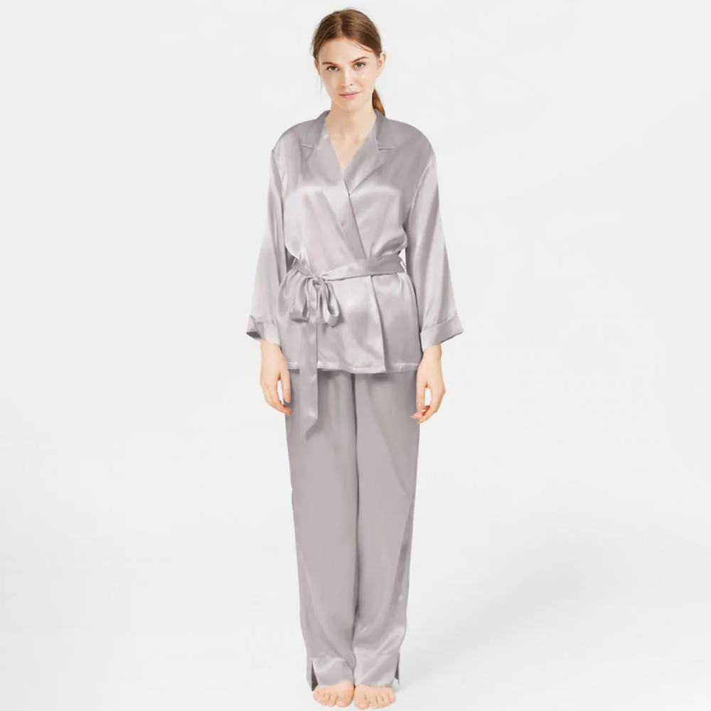 Classic silk Pajamas Long Sleeve Silk Sleepwear Silk Robe And Pajama Set