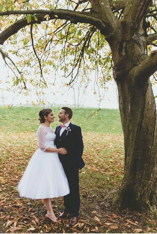 Country Style Rustic Polka Dot Tea Length Wedding Dress with 1/2 Sleeves