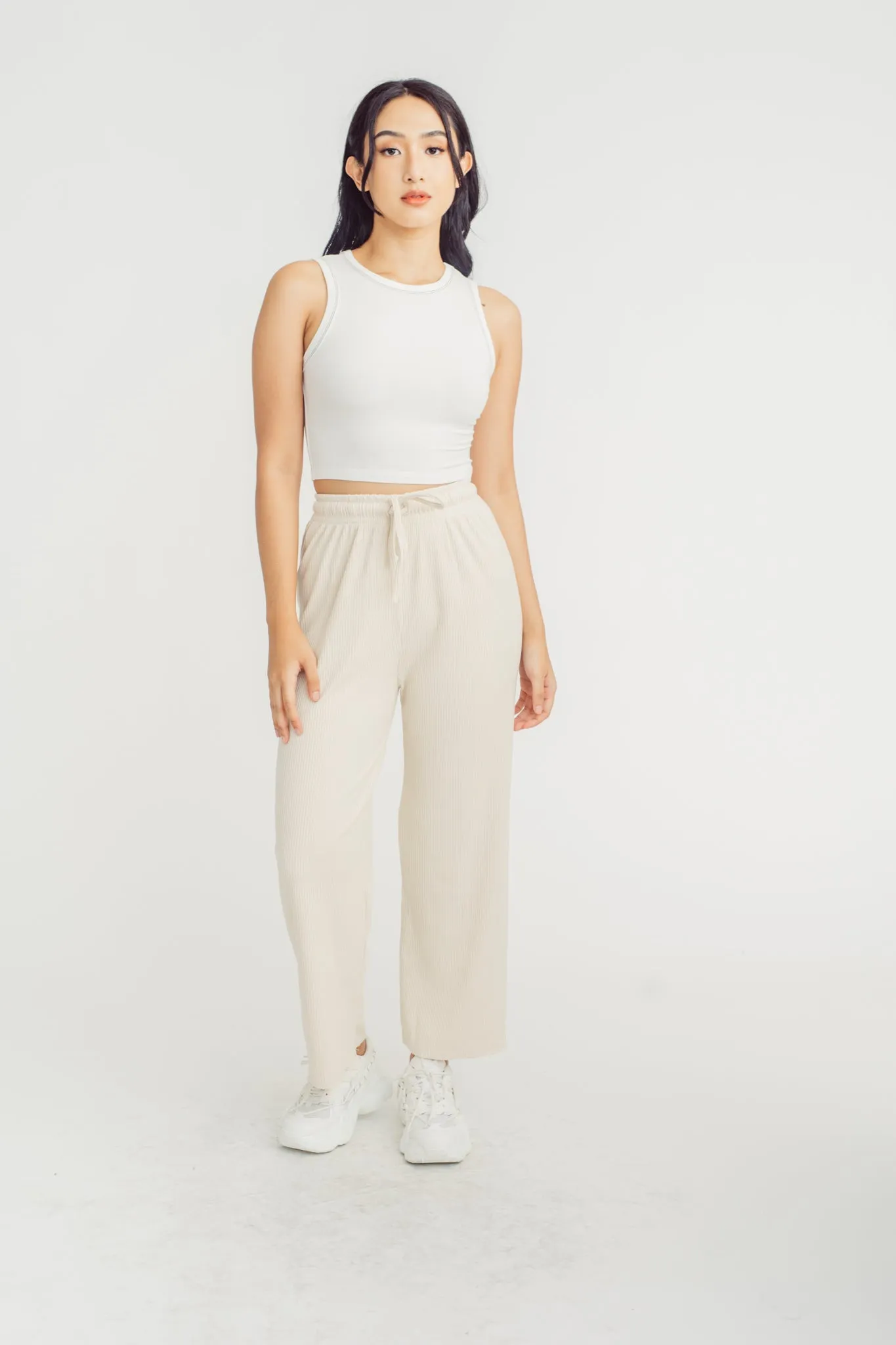 Seoyun Beige Knitted Elastic Waist Straight Cut Culottes