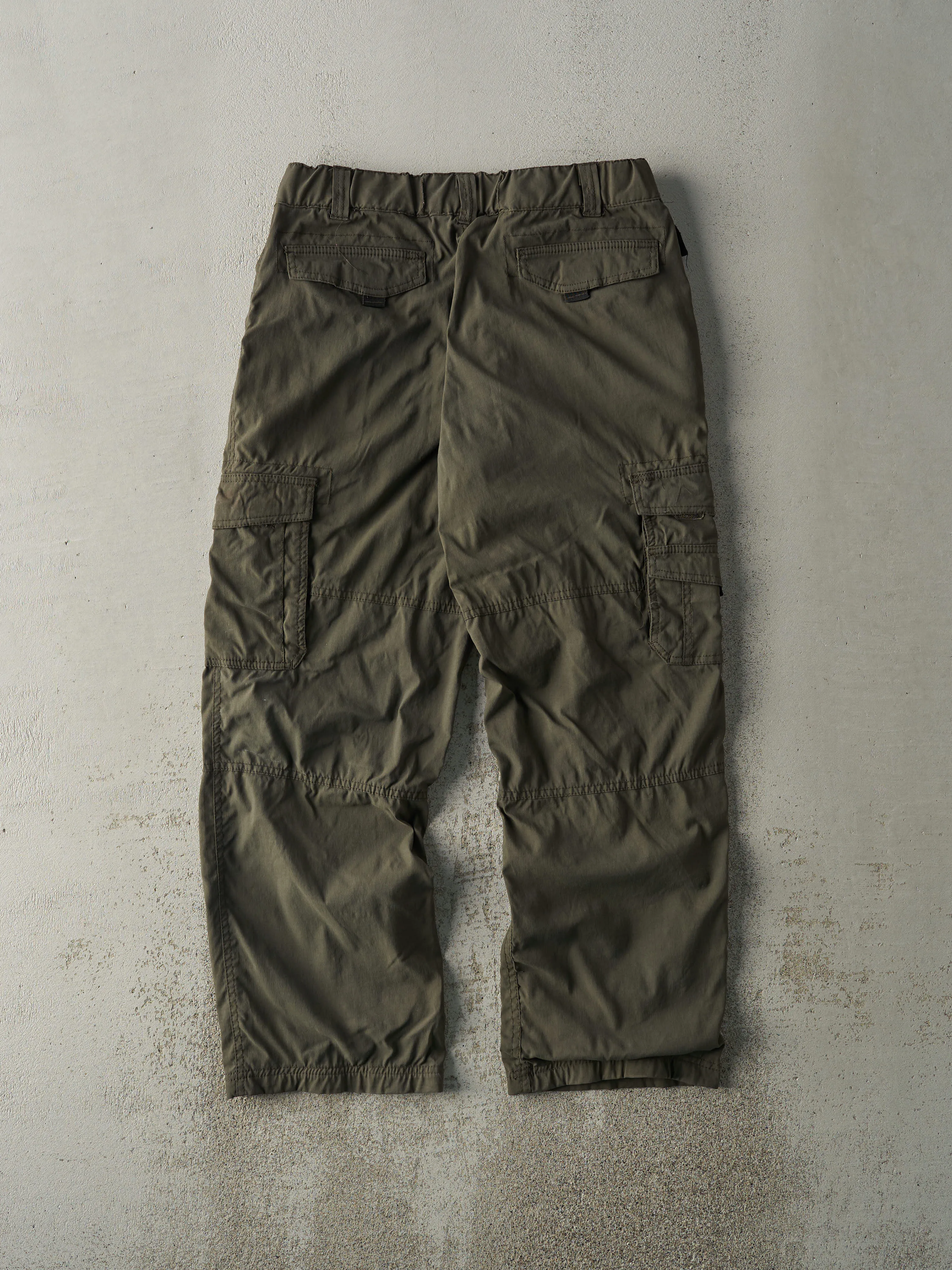 Vintage Y2K Green BC Clothing Cargo Utility Pants (31x29)